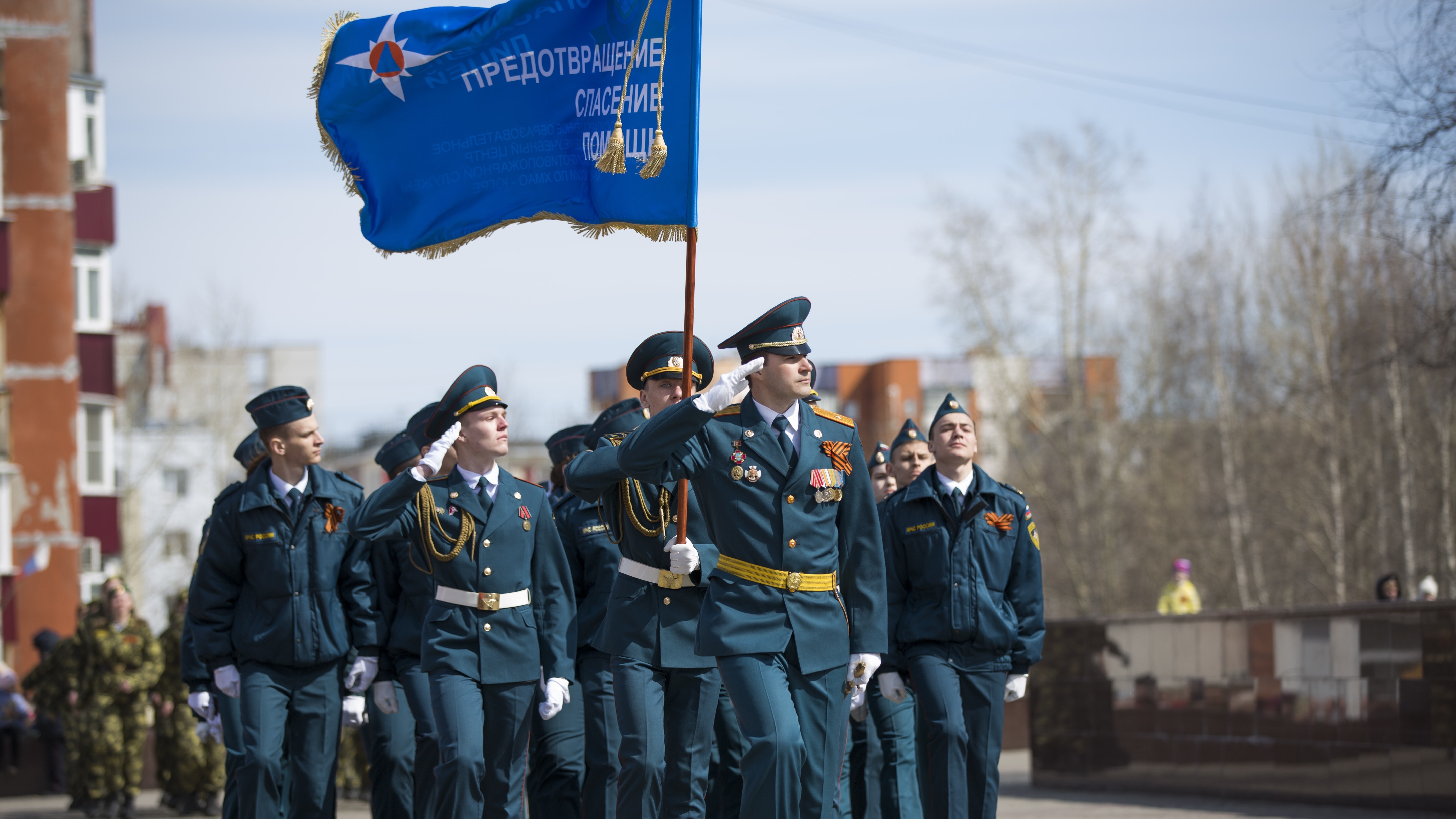 Классы пожарно-спасательного профиля МБОУ СОШ №46 с УИОП Учебного центра Федеральной противопожарной службы по ХМАО-Югре